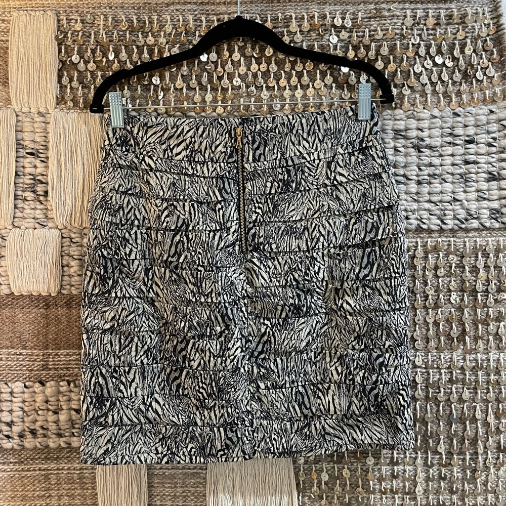 🐦‍⬛ EUC Leifsdottir Anthropologie pleated mini skirt sz 6 - Picture 4 of 10